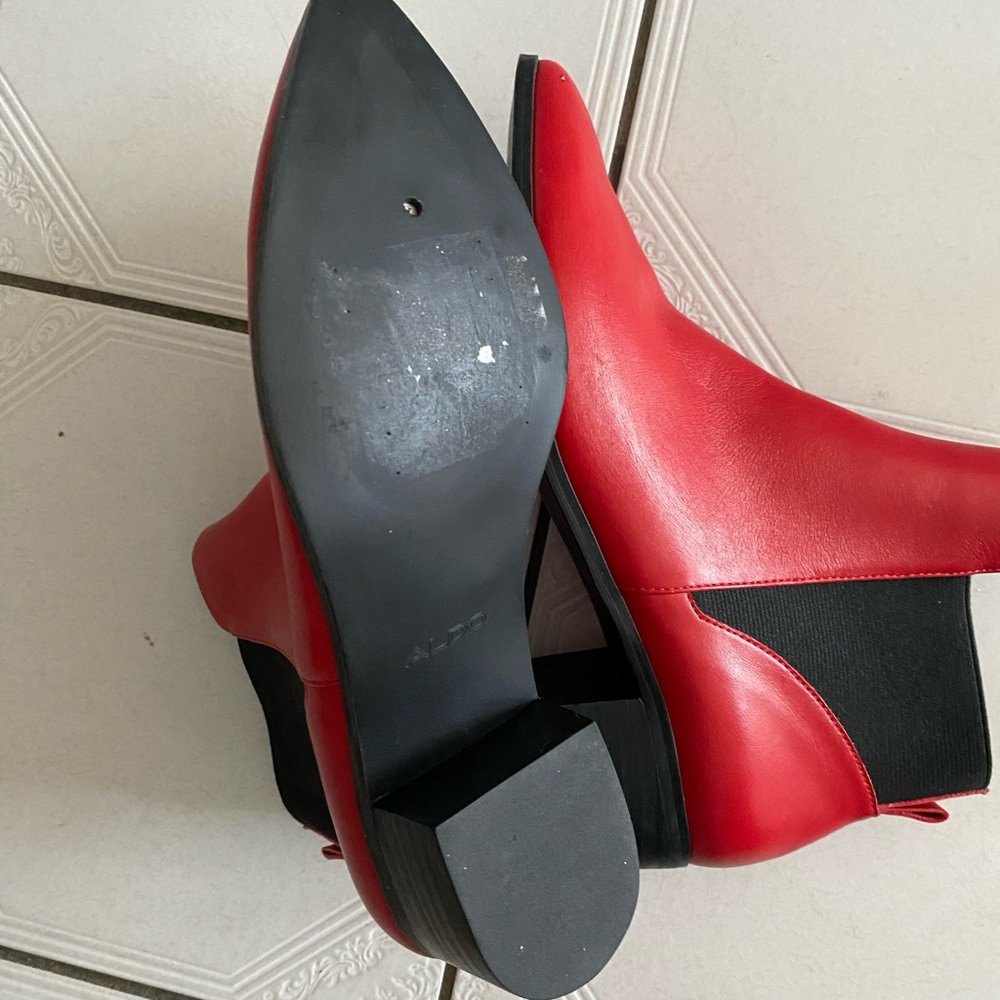 Chic Red Ankle Booties - Picture 4 of 4